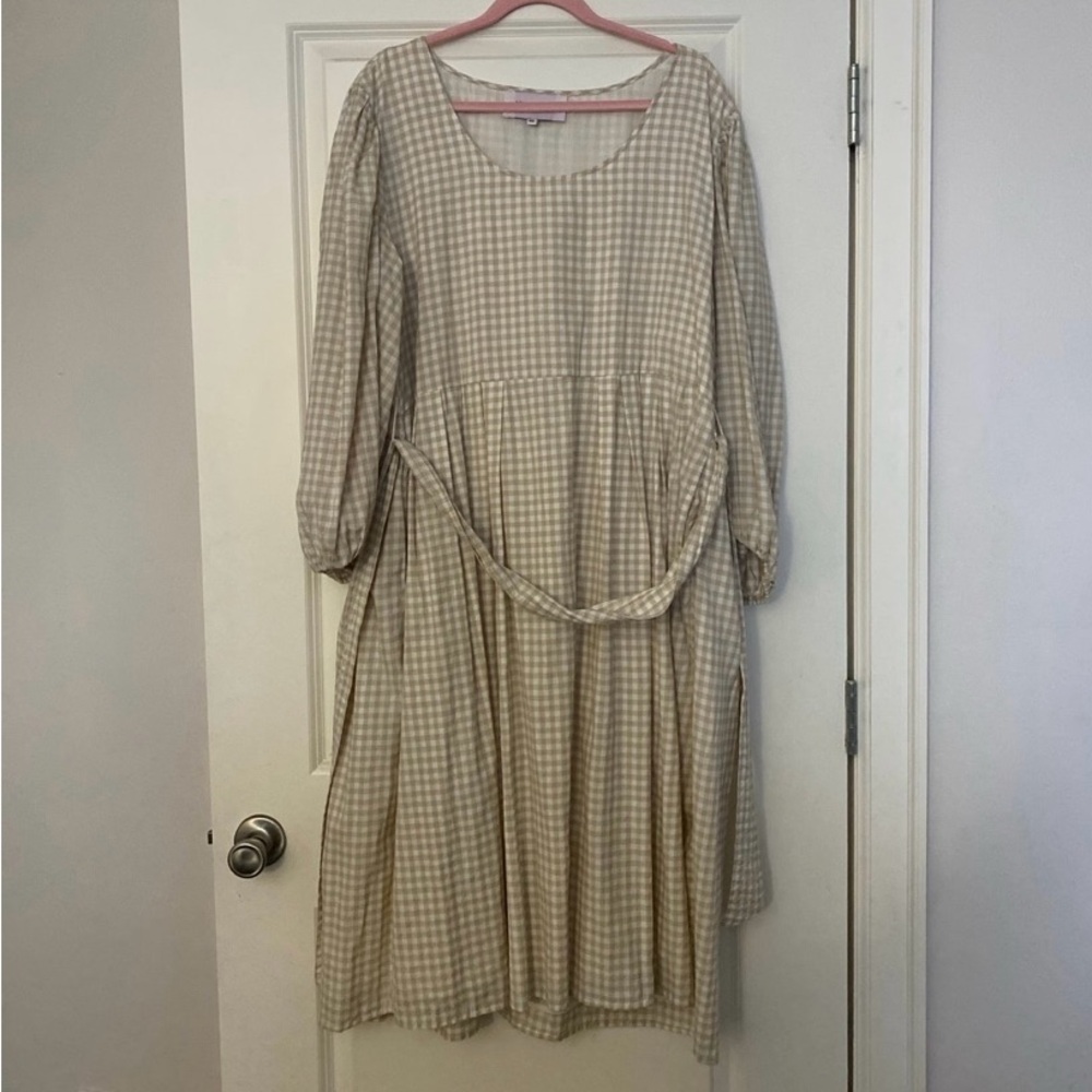 Jessakae Beige Checkered Midi Dress